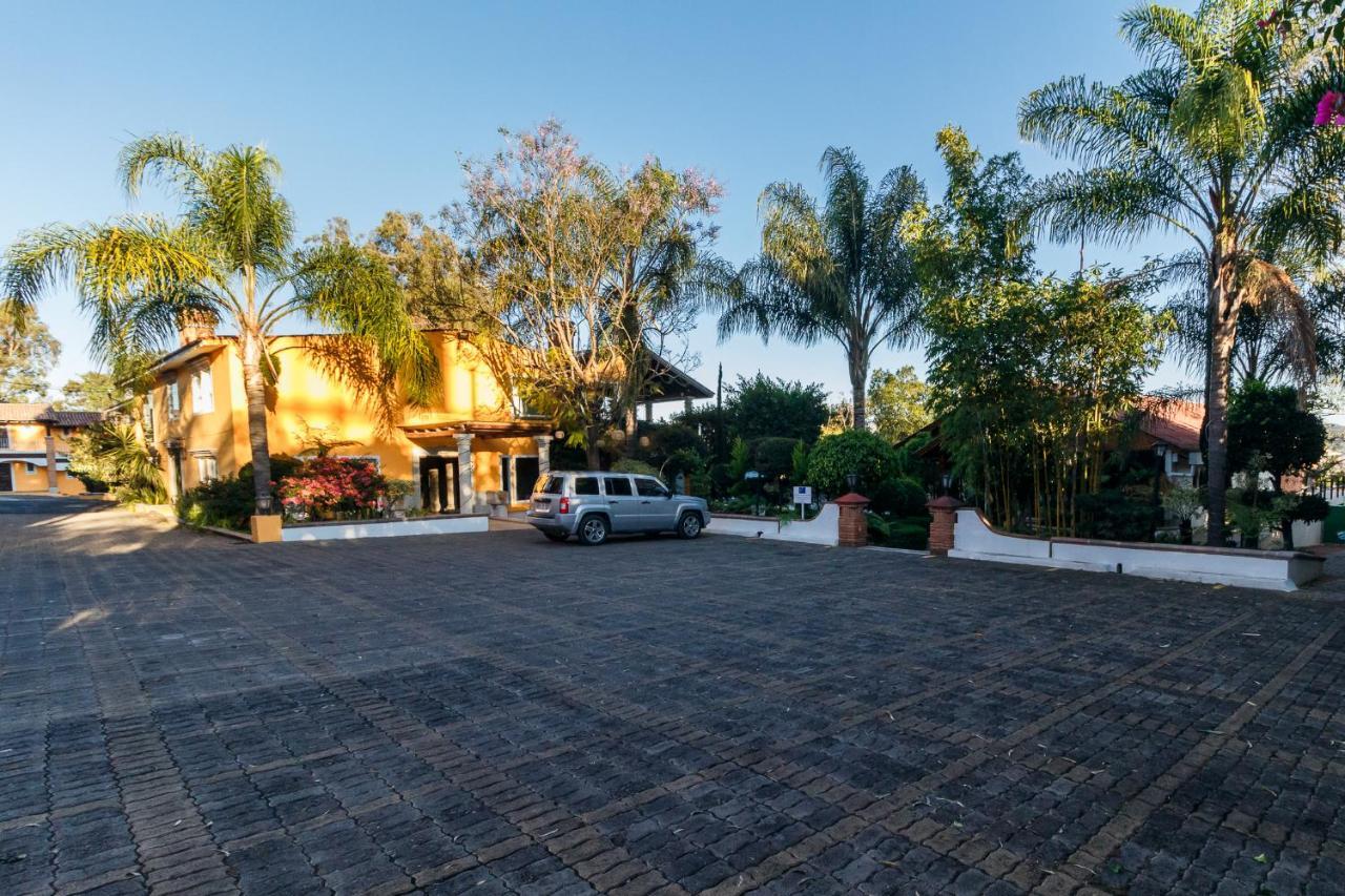 Hotel Hacienda Montesinos Morelia Exterior photo