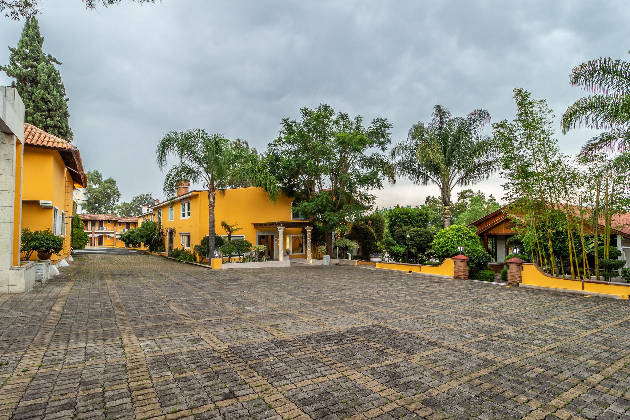 Hotel Hacienda Montesinos Morelia Exterior photo
